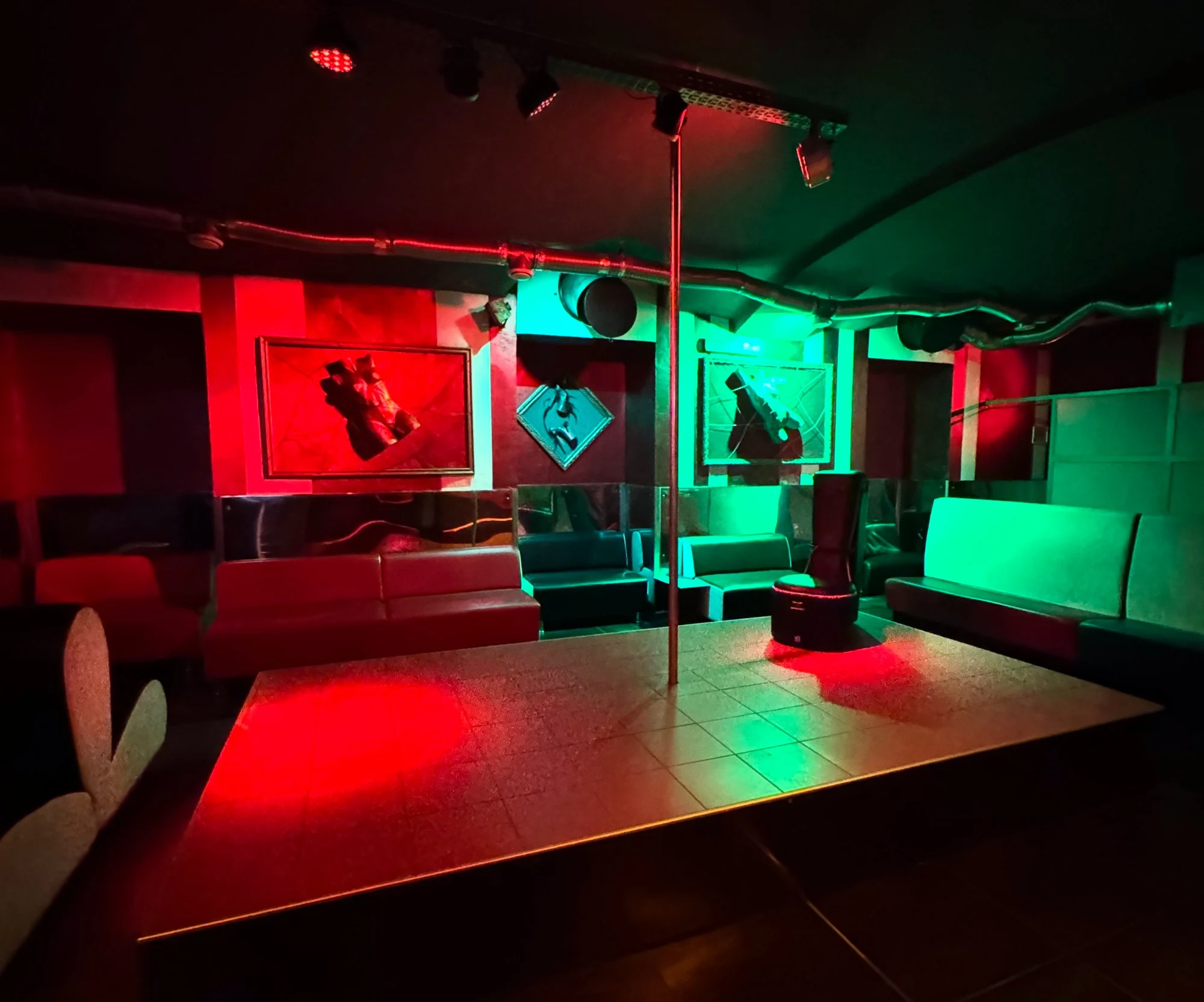 Palco e salotti del VIP Club Torino